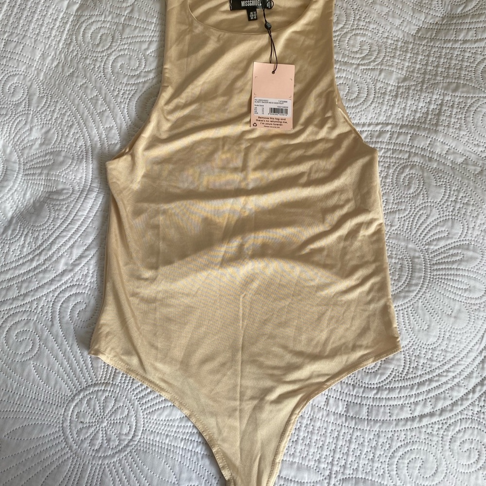Missguided Cream Bodysuit - Picture 2 of 3